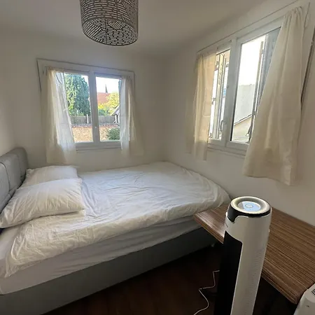 Appartement Calme Moderne Proche De Disneyland Wifi & Cafe Gratuit & Arrivee Autonome *